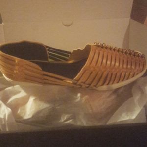 New Elliot Lucca Rani shoe